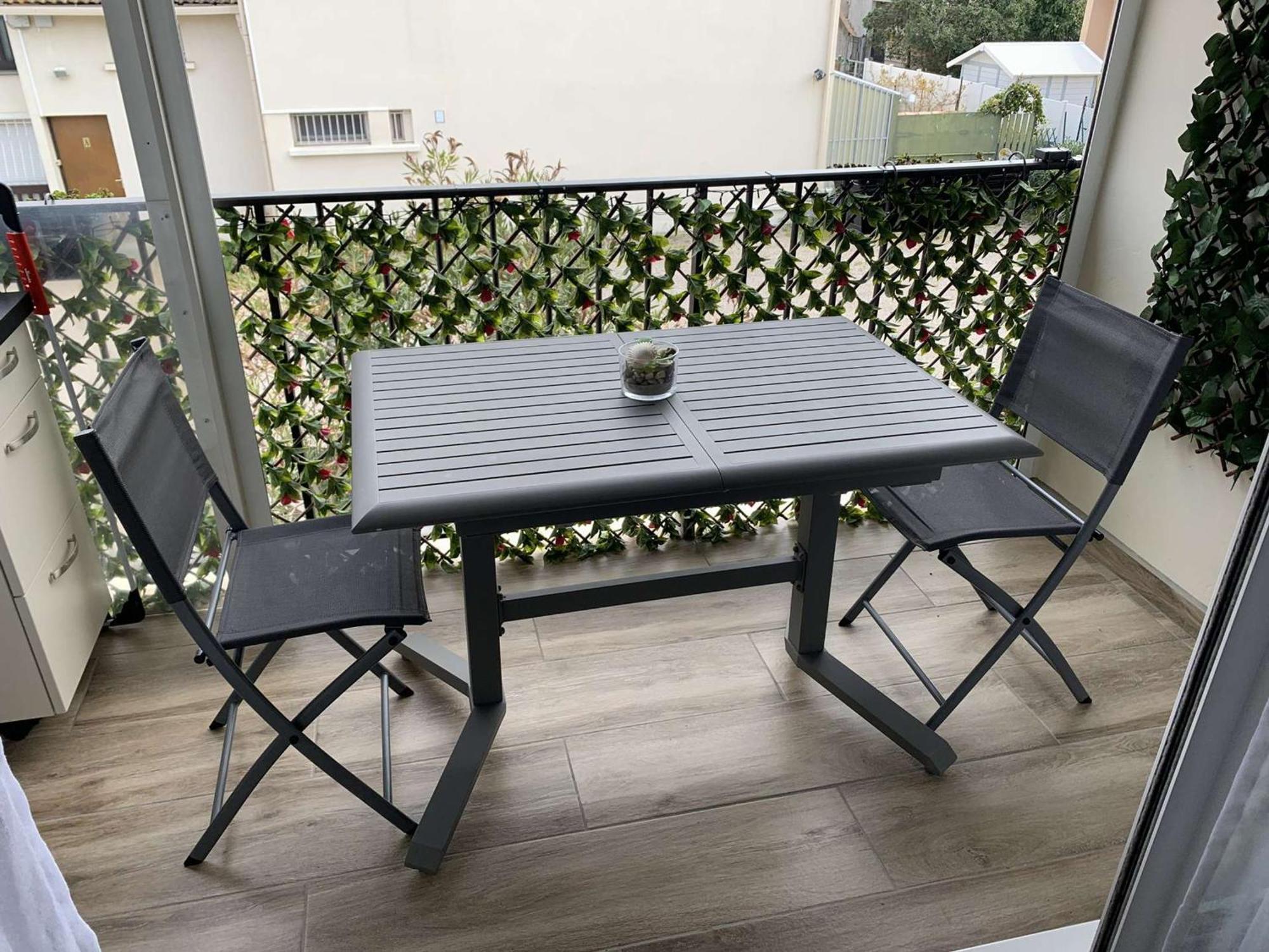 Charmant T2 Avec Mezzanine, Clim, Terrasse A 200M Plage Et Commerces, Parking Prive, 4 Pers - Fr-1-731-94 Appartement Le Grau-du-Roi Buitenkant foto